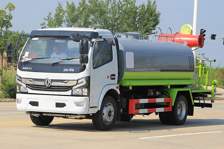 國六東風(fēng)大多利卡9噸噴霧車